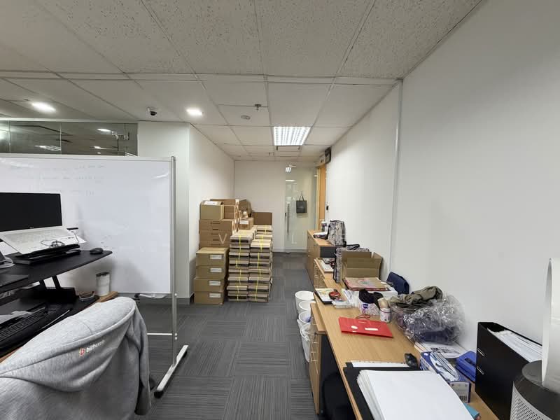 RB Capital, 22 Malacca Street, 1,200 sqft, Office For Rent, by Ivy Lee, 500229175 - Interior - CommercialGuru.com.sg