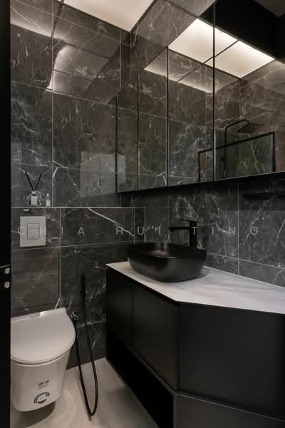 420A Northshore Drive, 420A Northshore Drive, 3 Bedrooms, 1,012 sqft, HDB Flat For Sale, by Chia Hui Ting, 500229225 - Bathroom - PropertyGuru.com.sg