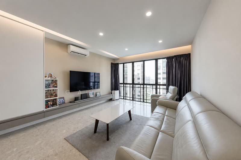 Pinevale, 6 Tampines Street 73, 3 Bedrooms, 1,292 sqft, Condominium For Sale, by Gavin Heng, 500229232 - Living Room - PropertyGuru.com.sg
