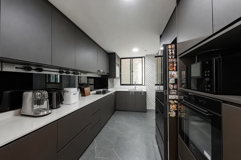 Pinevale, 6 Tampines Street 73, 3 Bedrooms, 1,292 sqft, Condominium For Sale, by Gavin Heng, 500229232 - Kitchen - PropertyGuru.com.sg