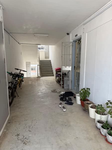 385 Tampines Street 32 photo 5
