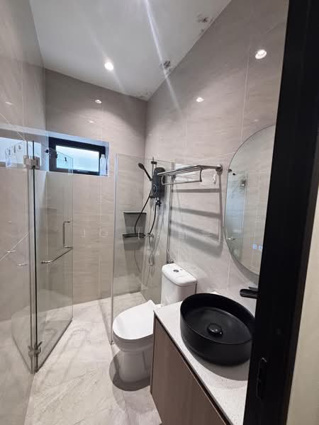 Boundary Road, , Studio, 200 sqft, Apartment For Rent, by Jo (陳凯雯), 500229240 - Bathroom - PropertyGuru.com.sg