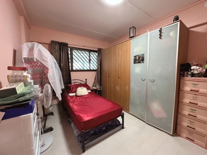 274 Yishun Street 22, 274 Yishun Street 22, 2 Bedrooms, 796 sqft, HDB Flat For Sale, by Sitimas Senin, 500229243 - Bedroom - PropertyGuru.com.sg