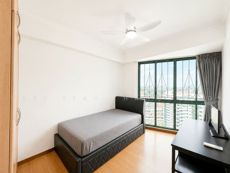 Yew Mei Green, 50 Choa Chu Kang North 6, 3 Bedrooms, 1,292 sqft, Condominium For Sale, by Gary Seah Zhang Feng, 500229266 - Bedroom - PropertyGuru.com.sg