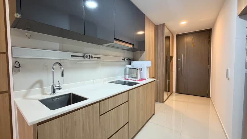 Riverbank at Fernvale, 13 Fernvale Close, 1 Bedroom, 495 sqft, Condominium For Sale, by Jolene See, 500229270 - Kitchen - PropertyGuru.com.sg