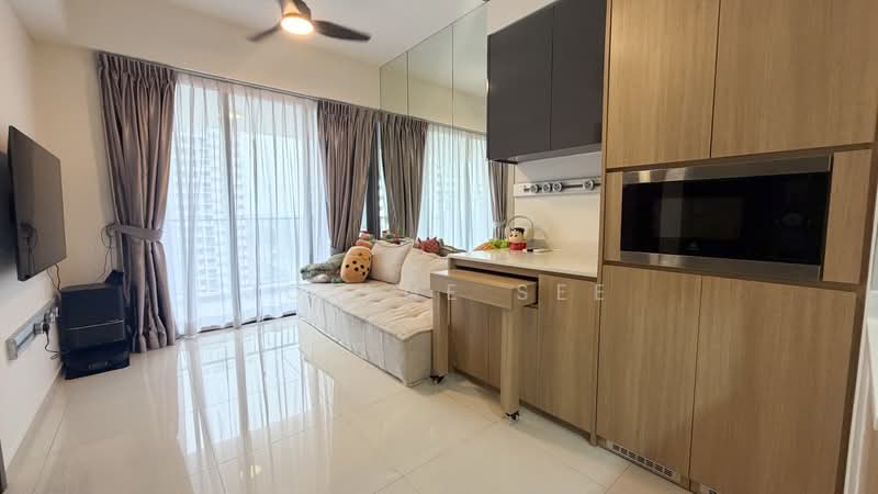 Riverbank at Fernvale, 13 Fernvale Close, 1 Bedroom, 495 sqft, Condominium For Sale, by Jolene See, 500229270 - Living Room - PropertyGuru.com.sg