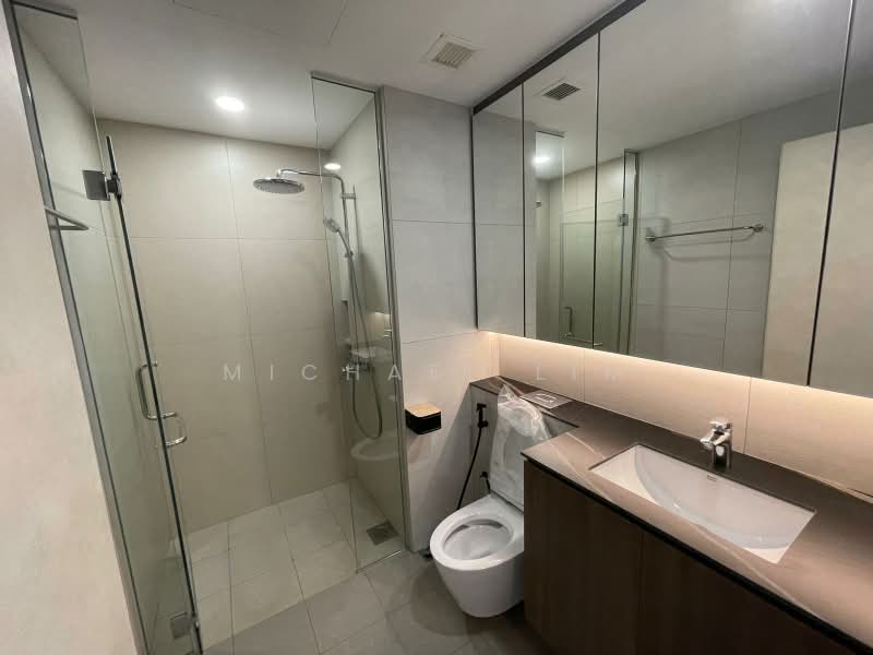 Sims Urban Oasis, 2 Sims Drive, 1 Bedroom, 463 sqft, Condominium For Sale, by Michael Lim, 500229283 - Bathroom - PropertyGuru.com.sg