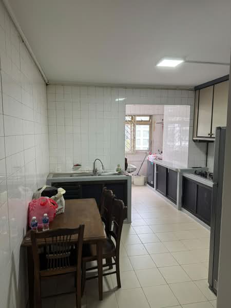 421 Serangoon Central, 421 Serangoon Central, 3 Bedrooms, 1,109 sqft, HDB Flat For Sale, by George Li, 500229288 - Kitchen - PropertyGuru.com.sg