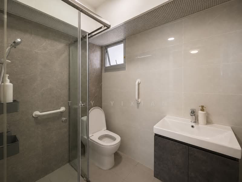 455A Teck Ghee Parkview, 455A Ang Mo Kio Street 44, 2 Bedrooms, 731 sqft, HDB Flat For Sale, by Tay Yixian, 500229290 - Bathroom - PropertyGuru.com.sg