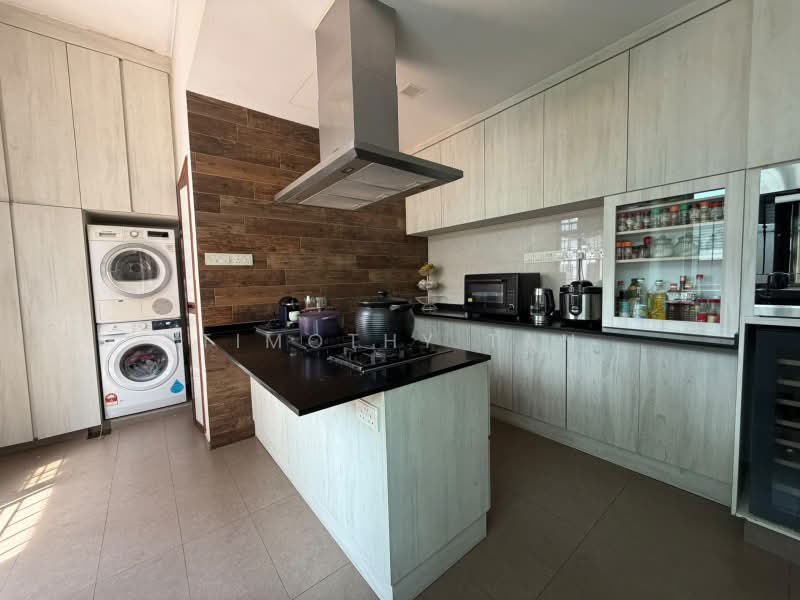 Pasir Ris 5 Bedroom Bungalow House in Good Condition, Elias Road, 5 Bedrooms, 3,358 sqft, Bungalow House For Sale, by Timothy Tan, 500229312 - Kitchen - PropertyGuru.com.sg