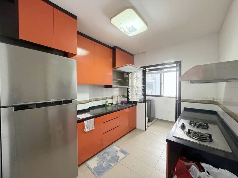 472B Fernvale Street, 472B Fernvale Street, 3 Bedrooms, 1,001 sqft, HDB Flat For Sale, by Desiree Leung, 500229318 - Kitchen - PropertyGuru.com.sg