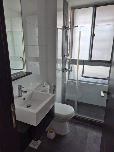 The Medge, 2 Minbu Road, Newton / Novena, 2 Bedrooms, 805 sqft, Apartment For Rent, by Judy Tan, 500229326 - Bathroom - PropertyGuru.com.sg