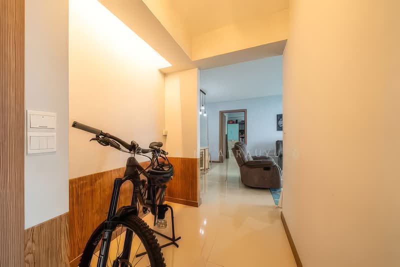 415A Northshore Drive, 415A Northshore Drive, 3 Bedrooms, 1,206 sqft, HDB Flat For Sale, by Jovan Tay, 500229328 - Corridor - PropertyGuru.com.sg