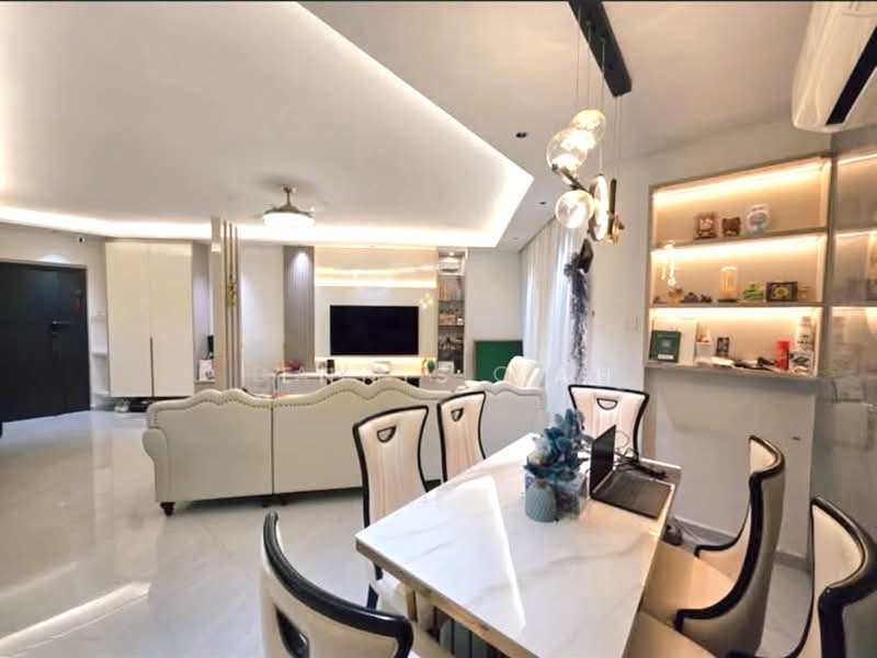 Regentville, 12 Hougang Street 92, 3 Bedrooms, 1,152 sqft, Condominium For Sale, by Dayna Ong, 500229329 - Living Room - PropertyGuru.com.sg
