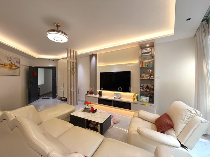 Regentville, 12 Hougang Street 92, 3 Bedrooms, 1,152 sqft, Condominium For Sale, by Dayna Ong, 500229329 - Living Room - PropertyGuru.com.sg