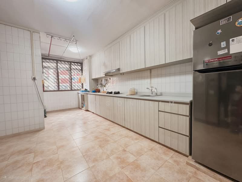 12 Toh Yi Drive, 12 Toh Yi Drive, 3 Bedrooms, 1,119 sqft, HDB Flat For Sale, by Johnson Lim, 500229332 - Kitchen - PropertyGuru.com.sg