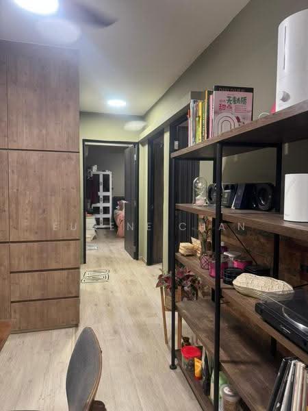 812A Choa Chu Kang Avenue 7, 812A Choa Chu Kang Avenue 7, Dairy Farm / Bukit Panjang / Choa Chu Kang, 3 Bedrooms, 1,001 sqft, HDB Flat For Sale, by Eugene Chan, 500229338 - Corridor - PropertyGuru.com.sg