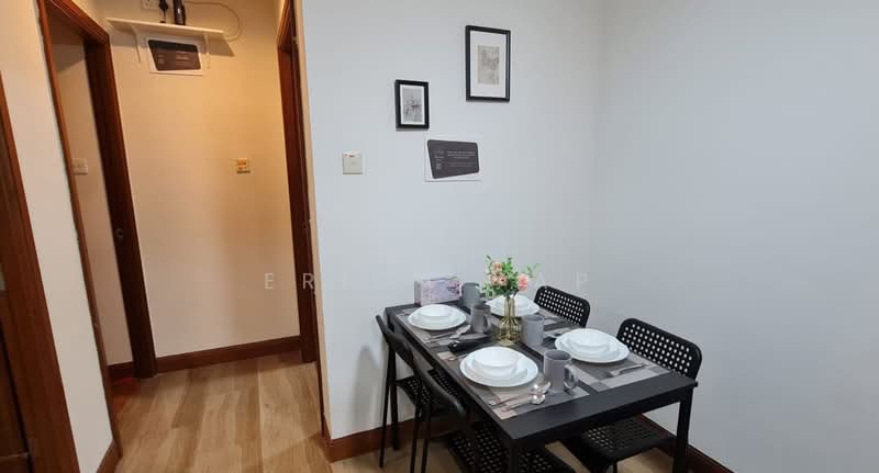 Tanglin View, 156 Prince Charles Crescent, Room Rental, 100 sqft, Condominium For Rent, by Erica Yap, 500229344 - Dining Room - PropertyGuru.com.sg