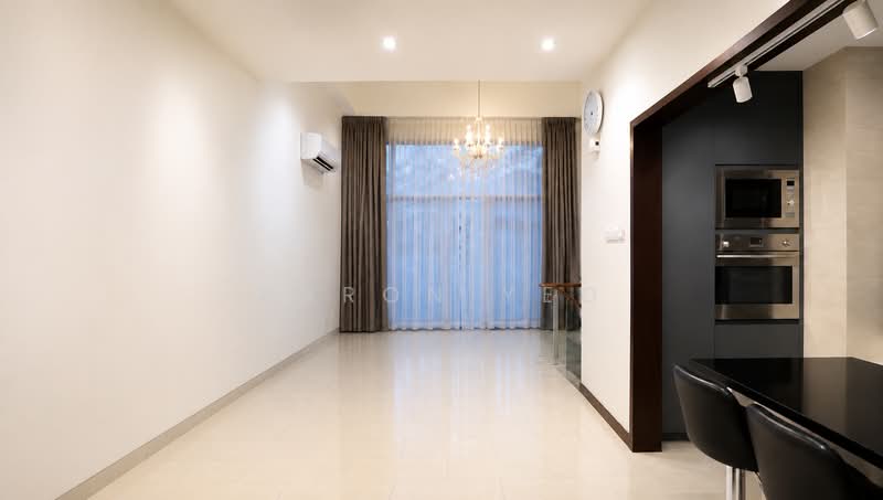 Springhill, Sembawang Walk, 4 Bedrooms, 2,880 sqft, Terraced House For Sale, by Aaron Yeo, 500229350 - Living Room - PropertyGuru.com.sg