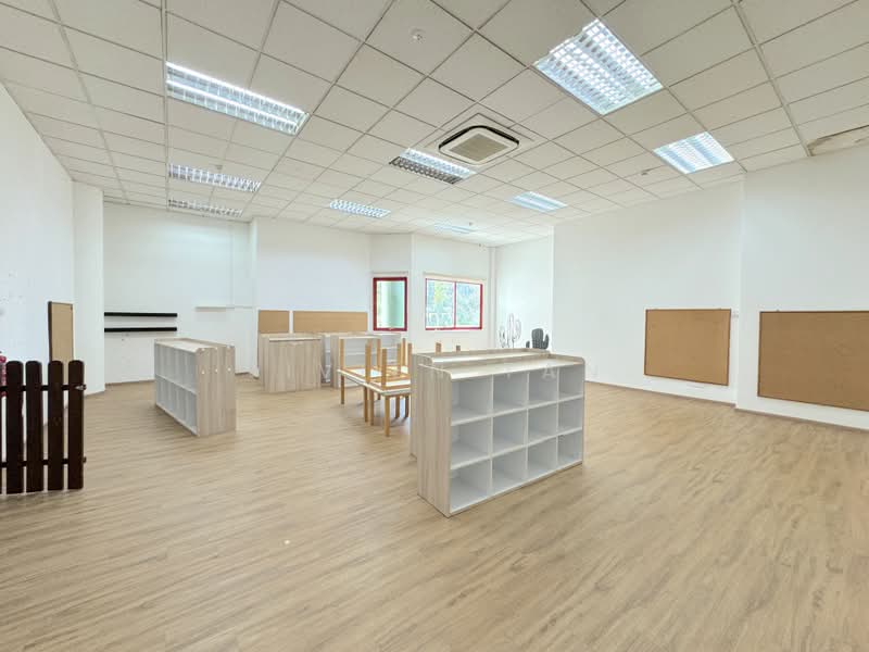 Rare Retail Podium Main Road Wide Frontage | Serangoon Road, Serangoon Road/ St Michael's Road/ Jalan Taman/ Bendemeer Road, 7,209 sqft, Other Retail For Rent, by Vivien Tan, 500229352 - Interior - CommercialGuru.com.sg