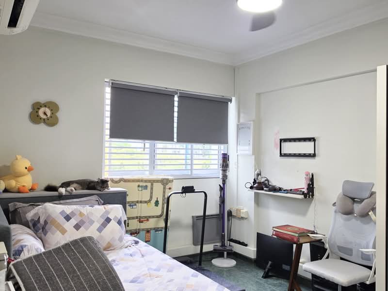 516 Jurong West Street 52, 516 Jurong West Street 52, 3 Bedrooms, 1,119 sqft, HDB Flat For Sale, by Sani Faisal, 500229356 - Bedroom - PropertyGuru.com.sg