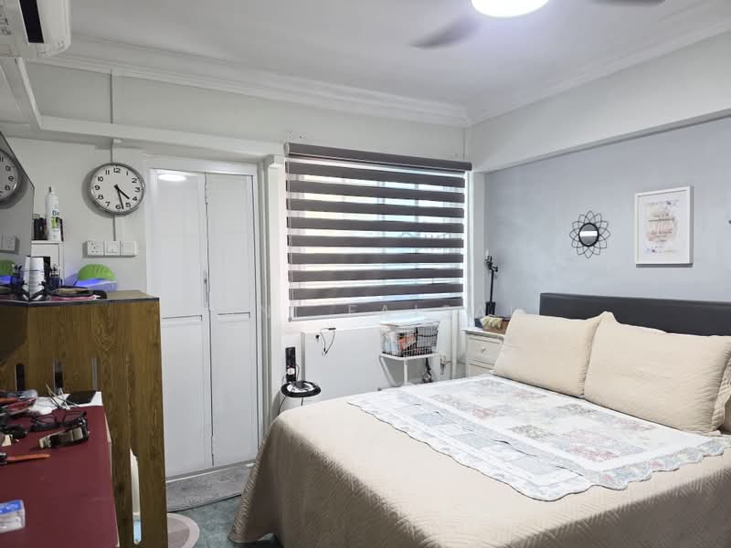 516 Jurong West Street 52, 516 Jurong West Street 52, 3 Bedrooms, 1,119 sqft, HDB Flat For Sale, by Sani Faisal, 500229356 - Bedroom - PropertyGuru.com.sg