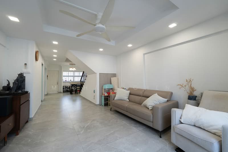 455 Sin Ming Avenue, 455 Sin Ming Avenue, 4 Bedrooms, 1,614 sqft, HDB Flat For Sale, by Michael Chen, 500229362 - Living Room - PropertyGuru.com.sg