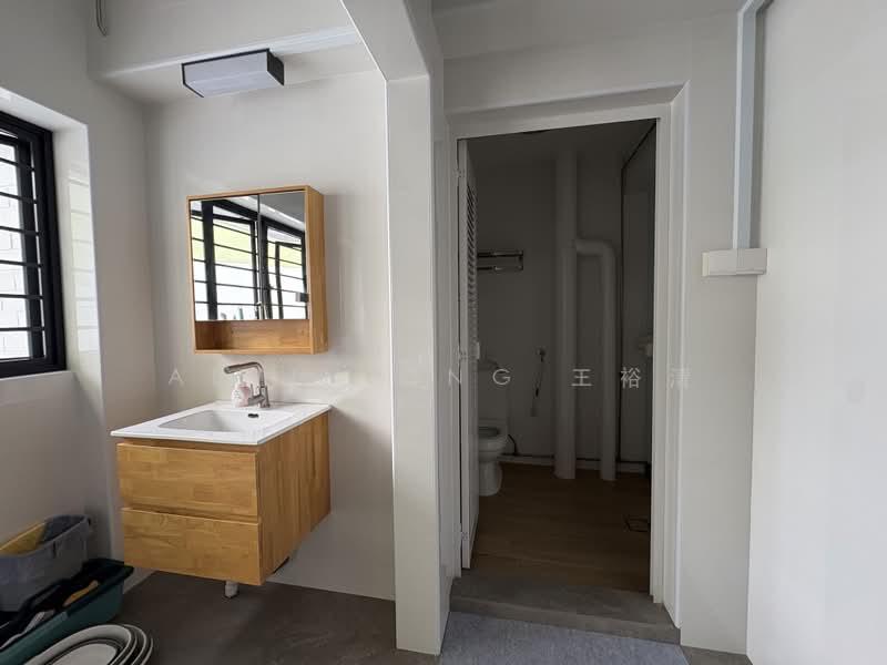 173 Gangsa Road, 173 Gangsa Road, Room Rental, 150 sqft, HDB Flat For Rent, by Alvin Ong 王裕清, 500229369 - Bathroom - PropertyGuru.com.sg