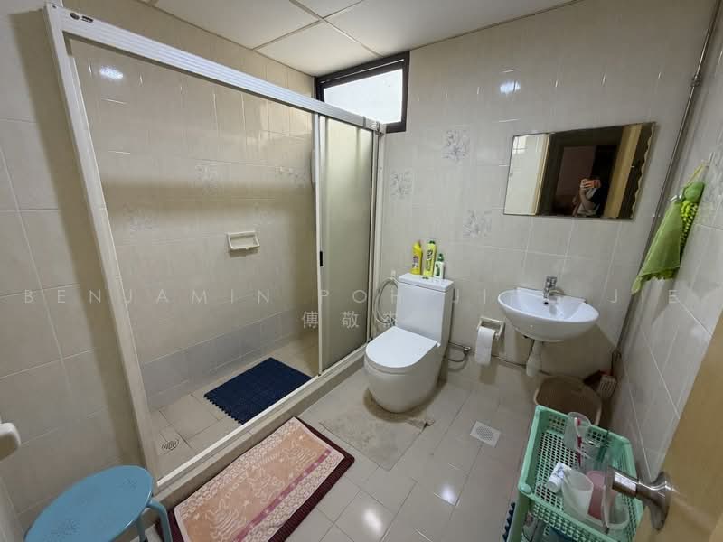 Cashew Heights, 85 Cashew Road, 3 Bedrooms, 1,647 sqft, Condominium For Sale, by Benjamin Poh Jing Jie 傅敬杰, 500229373 - Bathroom - PropertyGuru.com.sg