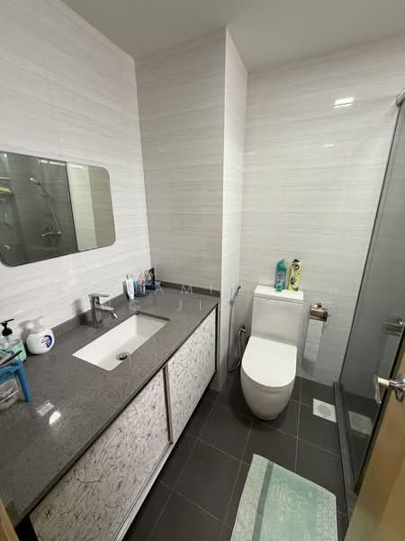 Cashew Heights, 85 Cashew Road, 3 Bedrooms, 1,647 sqft, Condominium For Sale, by Benjamin Poh Jing Jie 傅敬杰, 500229373 - Bathroom - PropertyGuru.com.sg