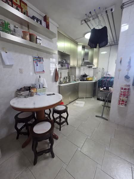588 Woodlands Drive 16, 588 Woodlands Drive 16, Admiralty / Woodlands, Room Rental, 150 sqft, HDB Flat For Rent, by Cheryl Tan, 500229379 - Kitchen - PropertyGuru.com.sg