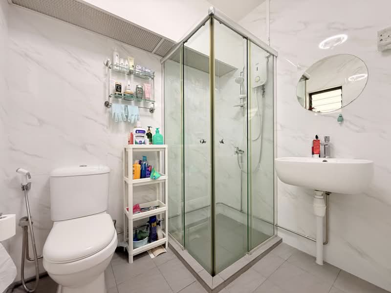 149 Petir Road, 149 Petir Road, 2 Bedrooms, 786 sqft, HDB Flat For Sale, by Dominic Tay, 500229390 - Bathroom - PropertyGuru.com.sg