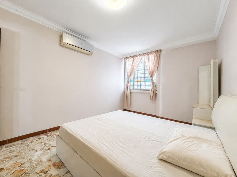 159 Bedok South Avenue 3, 159 Bedok South Avenue 3, Room Rental, 150 sqft, HDB Flat For Rent, by Terence Xie, 500229394 - Bedroom - PropertyGuru.com.sg