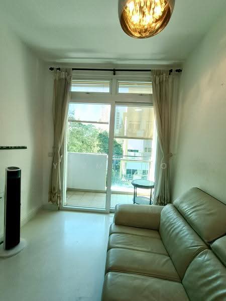Parc Rosewood, 71 Rosewood Drive, Admiralty / Woodlands, 1 Bedroom, 430 sqft, Condominium For Sale, by Yammie Ho, 500229396 - Living Room - PropertyGuru.com.sg