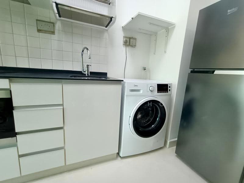 Parc Rosewood, 71 Rosewood Drive, Admiralty / Woodlands, 1 Bedroom, 430 sqft, Condominium For Sale, by Yammie Ho, 500229396 - Kitchen - PropertyGuru.com.sg