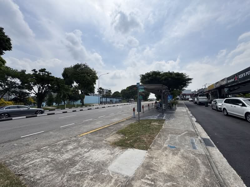 NEWLY RENOVATED F&B RESTAURANT WITH TABLES & CHAIRS!, Yio Chu Kang Road / Boundry Road / Serangoon Central, 1,500 sqft, Food & Beverage For Rent, by Li Rong Teh, 500229402 - Exterior - CommercialGuru.com.sg