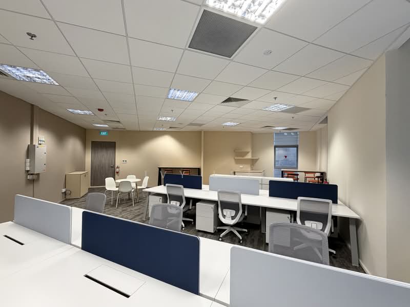 Plus, 20 Cecil Street, 1,341 sqft, Office For Rent, by Ivy Lee, 500229410 - Interior - CommercialGuru.com.sg