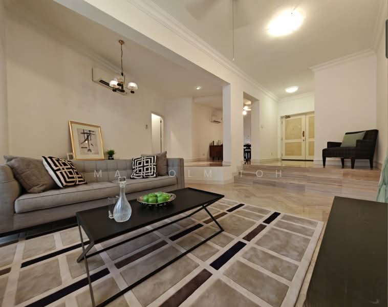 Orange Regency, 101 Fernhill Road, 4 Bedrooms, 1,776 sqft, Apartment For Rent, by Malcolm Toh, 500229413 - Living Room - PropertyGuru.com.sg