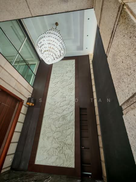 Near King Albert Park MRT /Methodist Girls Scholl, , 6 Bedrooms, 9,270 sqft, Good Class Bungalow For Sale, by Desmond Tan, 500229431 - Entrance - PropertyGuru.com.sg
