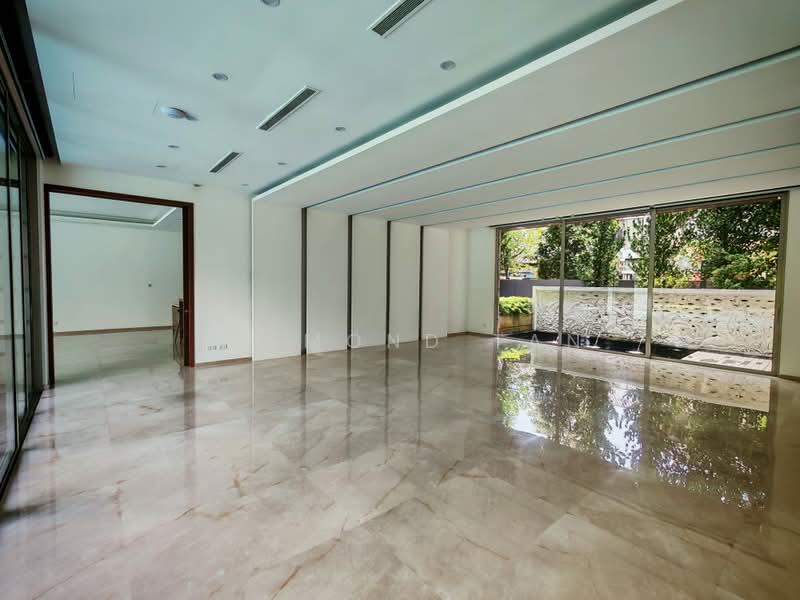 Near King Albert Park MRT /Methodist Girls Scholl, , 6 Bedrooms, 9,270 sqft, Good Class Bungalow For Sale, by Desmond Tan, 500229431 - Living Room - PropertyGuru.com.sg