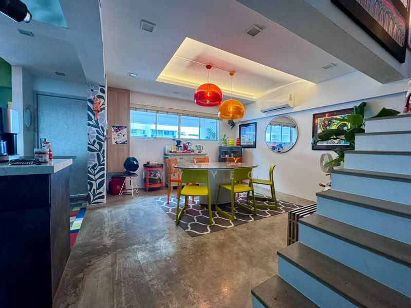 716 Bedok Reservoir Road, 716 Bedok Reservoir Road, 3 Bedrooms, 1,582 sqft, HDB Flat For Sale, by Ivy Yeo, 500229440 - Living Room - PropertyGuru.com.sg