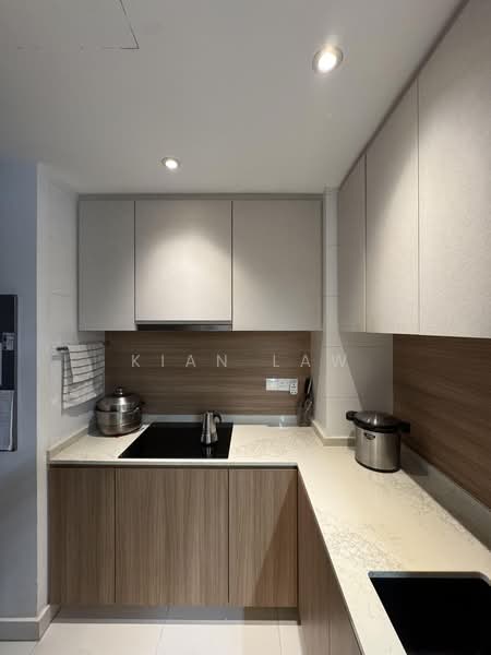 The Centris, 87 Jurong West Central 3, 3 Bedrooms, 1,227 sqft, Apartment For Sale, by Kian Law, 500229442 - Kitchen - PropertyGuru.com.sg