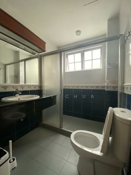 Chng Mansions, 120 Arthur Road, 2 Bedrooms, 1,302 sqft, Apartment For Rent, by May Chua, 500229445 - Bathroom - PropertyGuru.com.sg