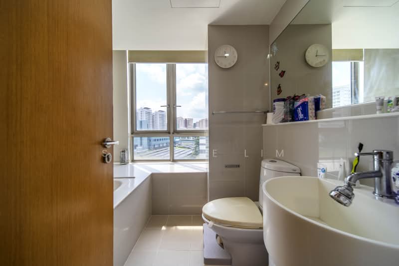 The Quartz, 69 Compassvale Bow, 3 Bedrooms, 1,076 sqft, Condominium For Sale, by Shanice Lim, 500229452 - Bathroom - PropertyGuru.com.sg