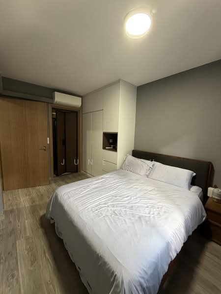 107A Bidadari Park Drive, 107A Bidadari Park Drive, 2 Bedrooms, 721 sqft, HDB Flat For Sale, by June Liu, 500229454 - Master Bedroom - PropertyGuru.com.sg