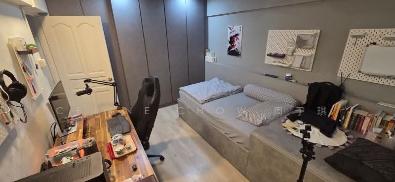 164 Bukit Batok Street 11, 164 Bukit Batok Street 11, 2 Bedrooms, 786 sqft, HDB Flat For Sale, by Celine Chow 周于琪, 500229463 - PropertyGuru.com.sg