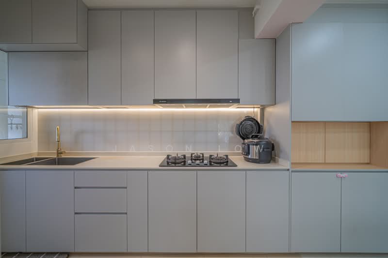 409B Northshore Drive, 409B Northshore Drive, 3 Bedrooms, 1,012 sqft, HDB Flat For Sale, by Jason Low, 500229465 - Kitchen - PropertyGuru.com.sg