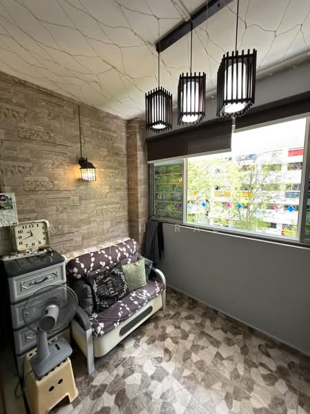 504 Woodlands Drive 14, 504 Woodlands Drive 14, 3 Bedrooms, 1,335 sqft, HDB Flat For Sale, by Aishah Razak, 500229467 - Balcony - PropertyGuru.com.sg