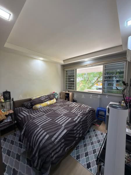 504 Woodlands Drive 14, 504 Woodlands Drive 14, 3 Bedrooms, 1,335 sqft, HDB Flat For Sale, by Aishah Razak, 500229467 - Bedroom - PropertyGuru.com.sg
