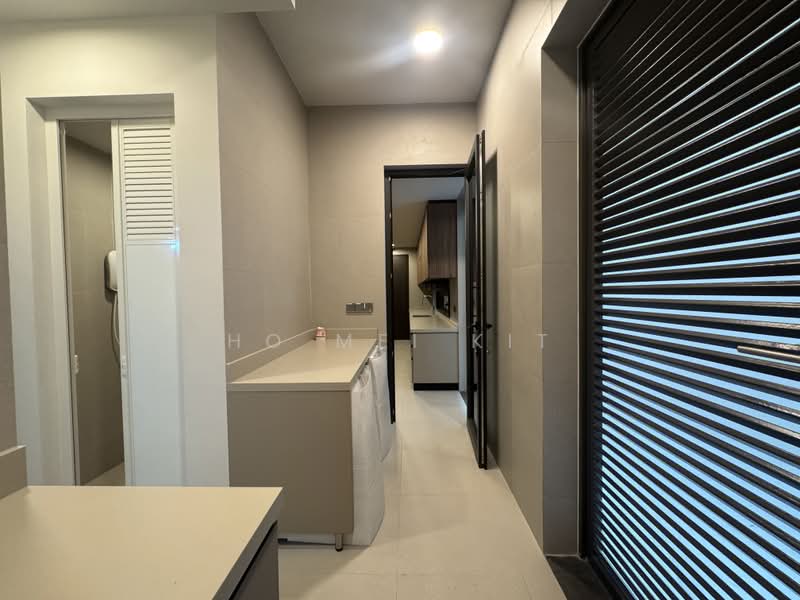 Greenbank Park Semi-Detached, Clementi Park / Upper Bukit Timah, 6 Bedrooms, 5,446 sqft, Semi-Detached House For Sale, by Ho Mei Kit, 500229474 - Kitchen - PropertyGuru.com.sg